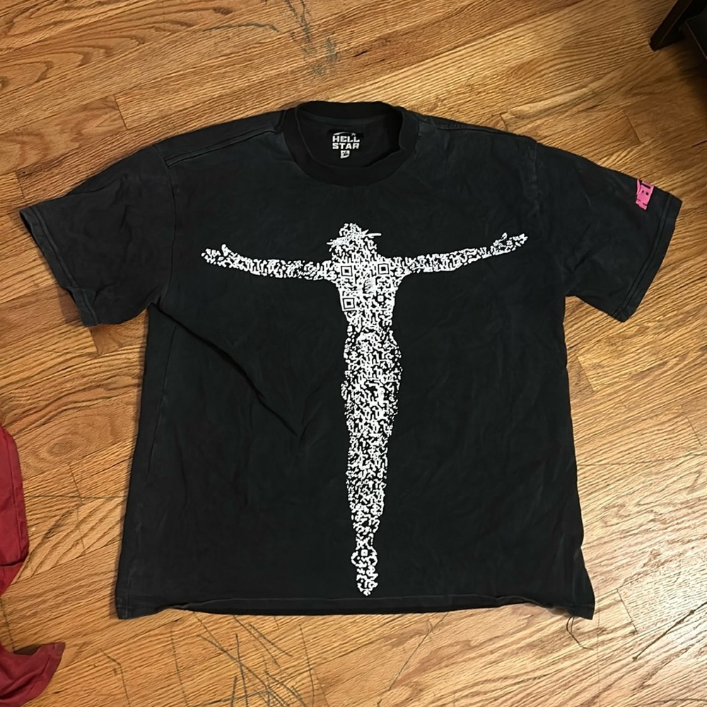 HELLSTAR. Medium T-shirt,pink gray & white
